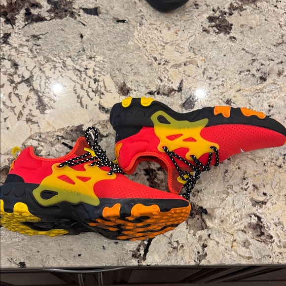 Nike React Presto 'Chile Red' CZ9273-600 - Picture 4 of 6